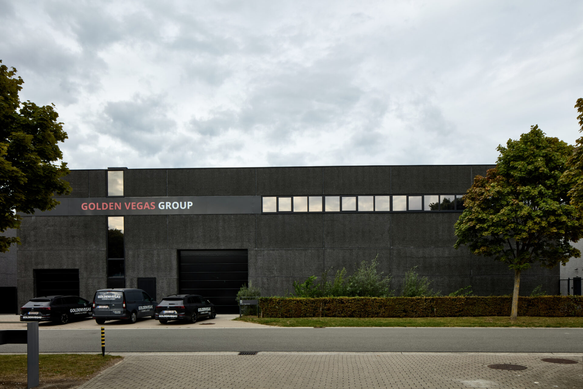 KN25 vegas vichte 040 300dpi